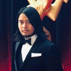 Meet your Posher, Simon